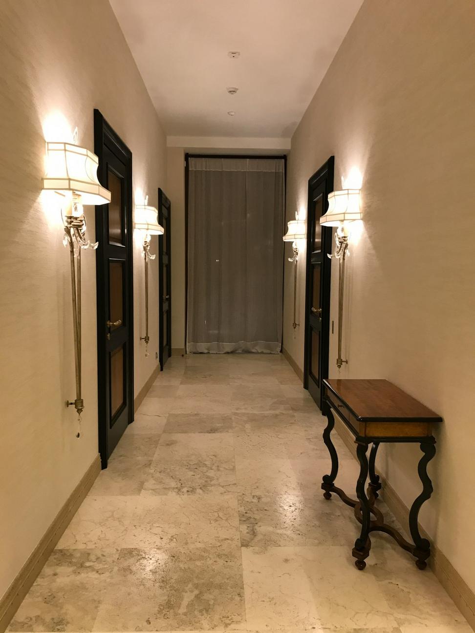 Luxury Suite